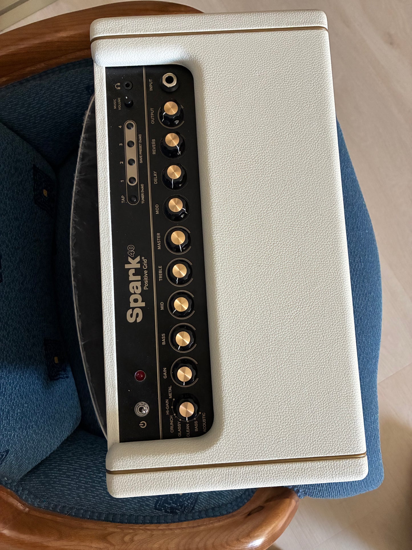 Positive Grid Spark 40 – Ampli Guitare 40W Bluetooth (White)