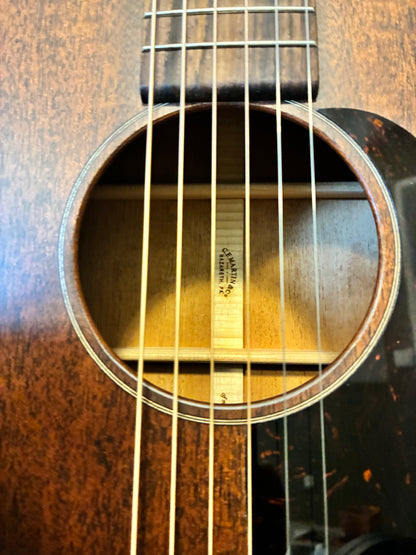 Martin 000-15M – All-Mahogany Acoustic Guitar (Pre-owned)