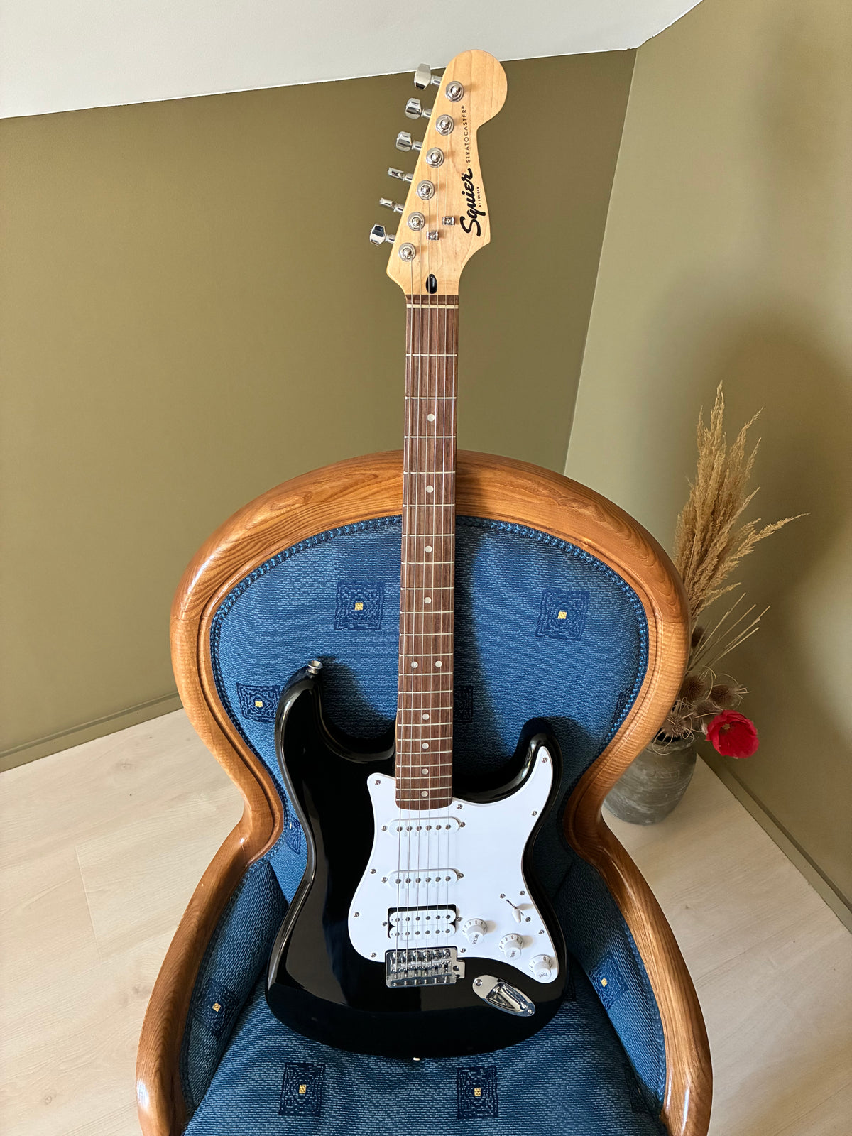 Squier Affinity Stratocaster HSS