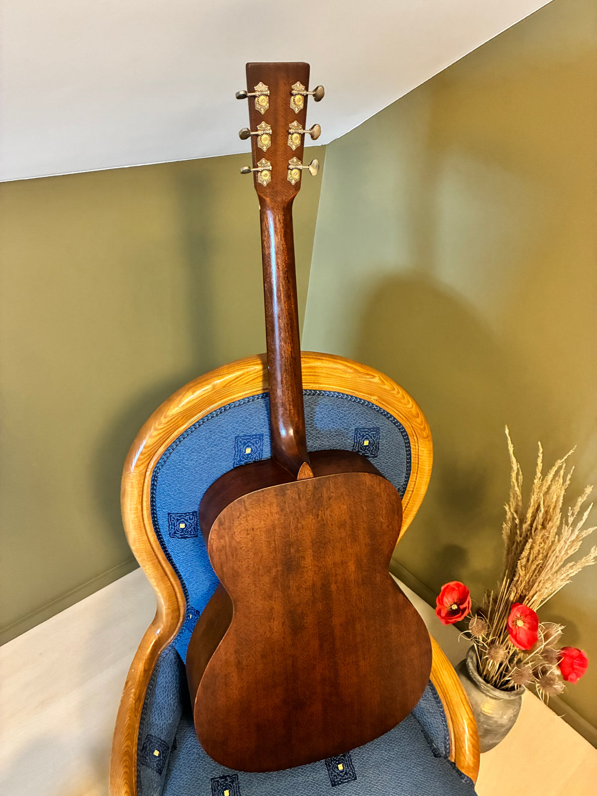 Martin 000-15M – All-Mahogany Acoustic Guitar (Pre-owned)