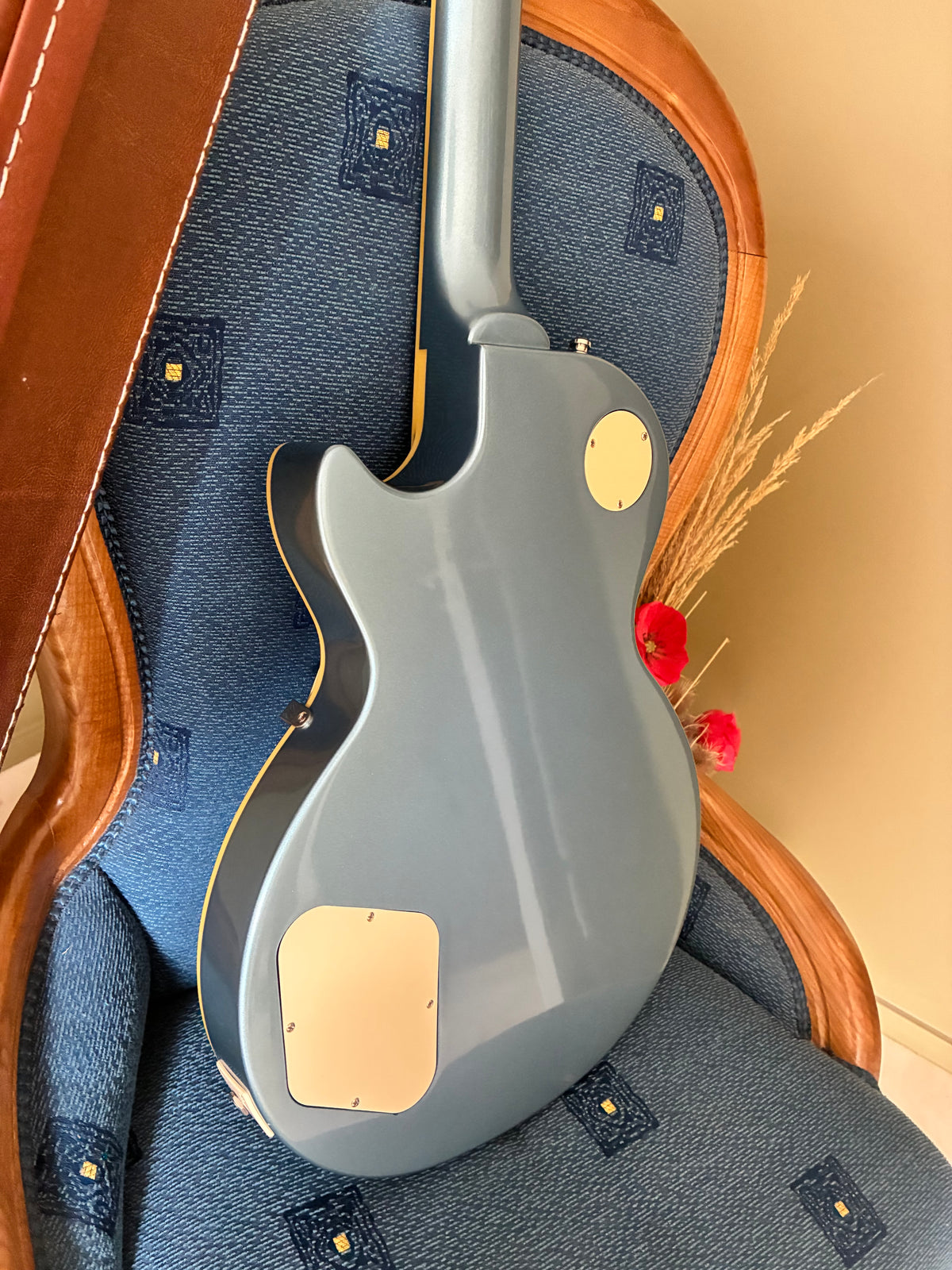 Epiphone LES PAUL Standard – Sky Blue Limited Edition