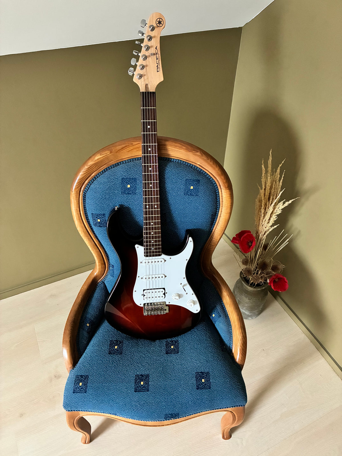 Yamaha Pacifica PAC112J